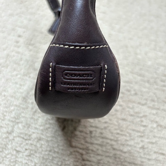 Coach Vintage Hampton Demi Baguette Shoulder Bag - Picture 6 of 16